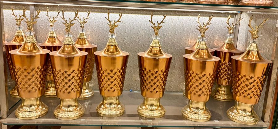 Gold Lattice Showpieces with Deer Tops