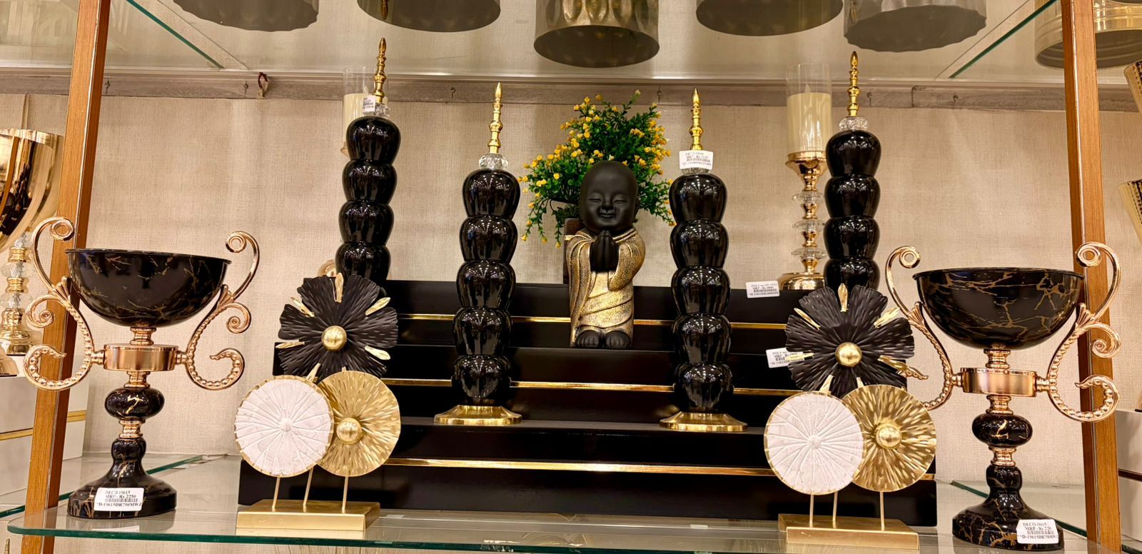 Black and Gold Table Décor Set