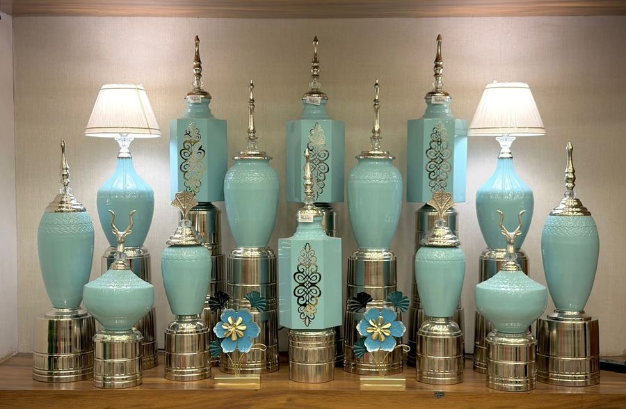 Lamp & Showpiece Sets by LevenKeven